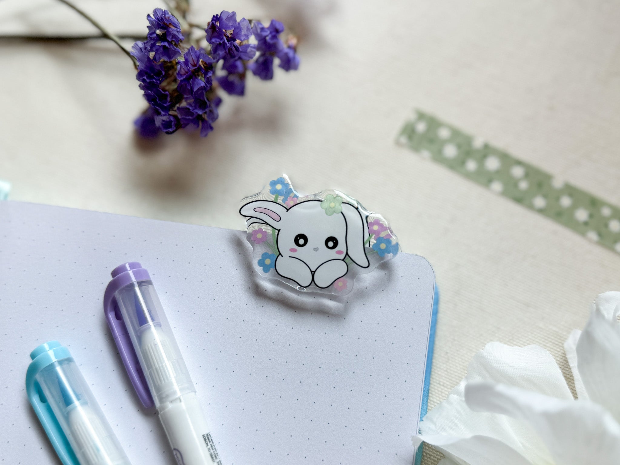 Flower Bunny Magnet Clip