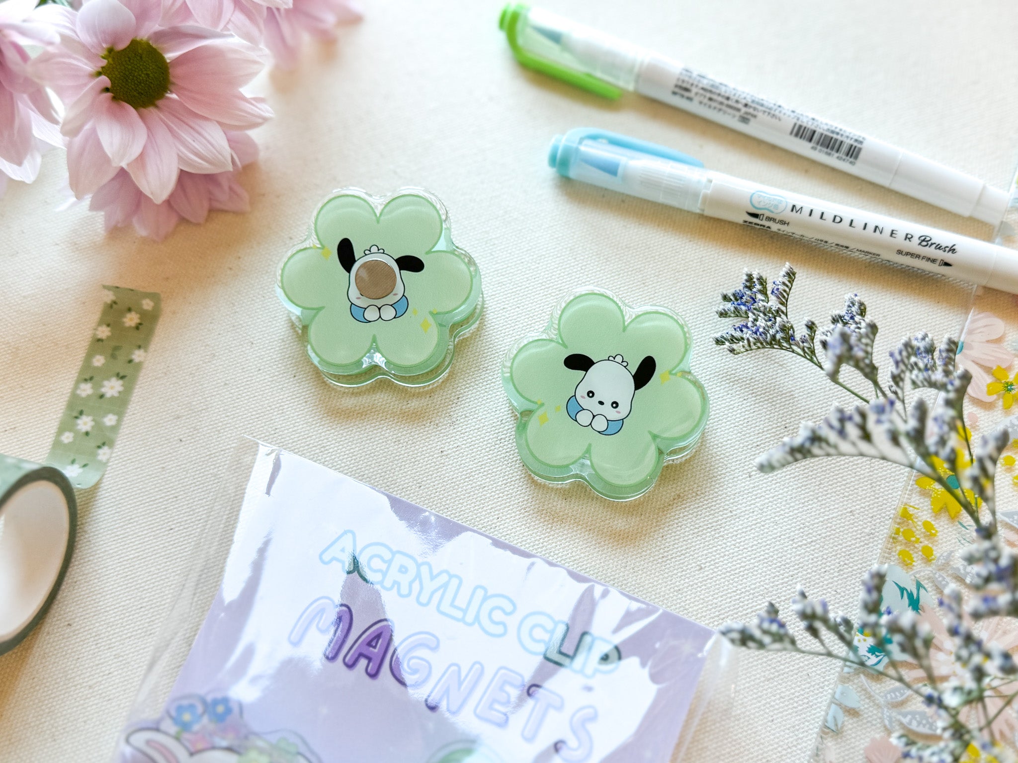 Pochacco Flower Magnet Clip