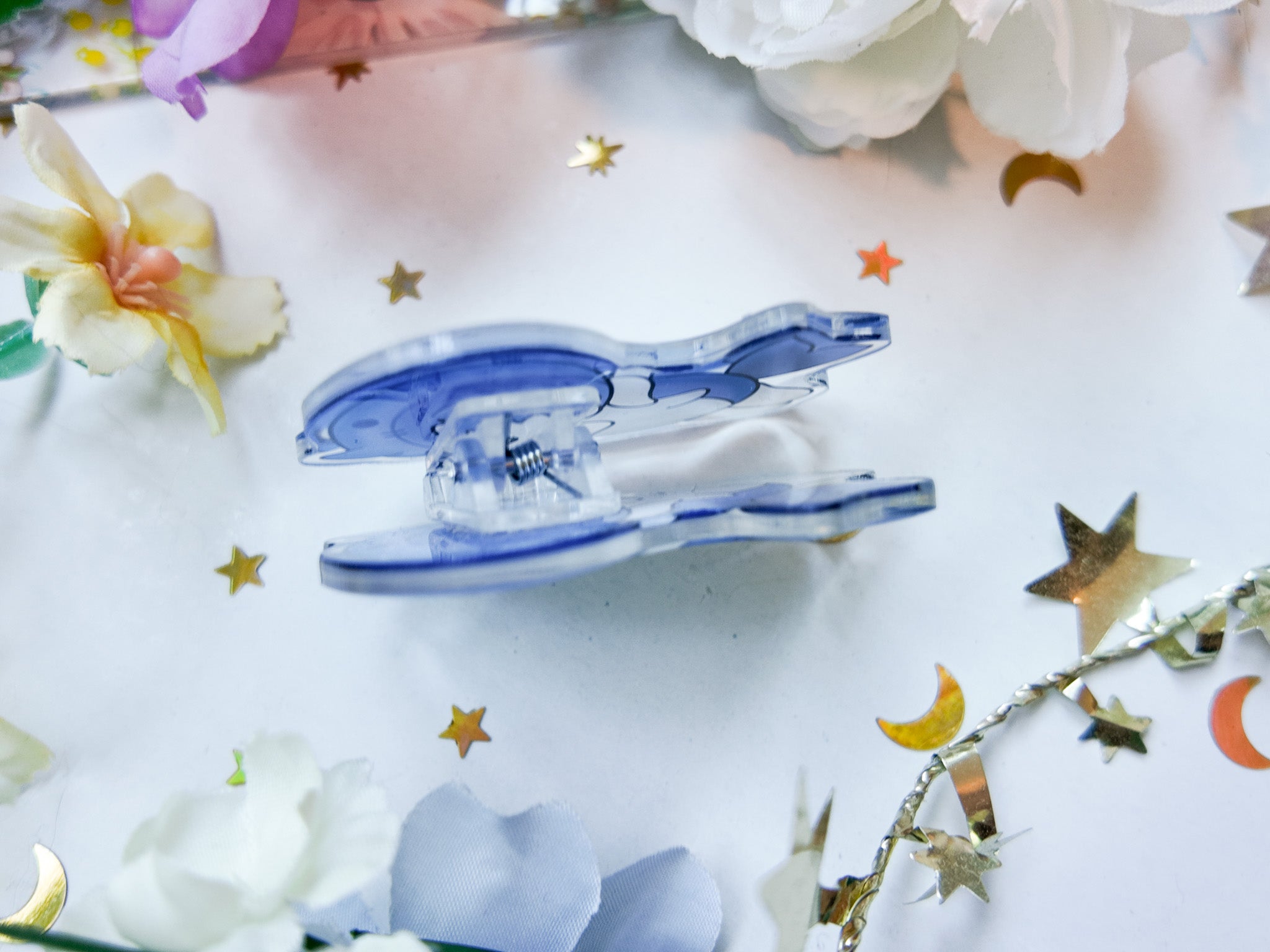 Shark Bunny Magnet Clip