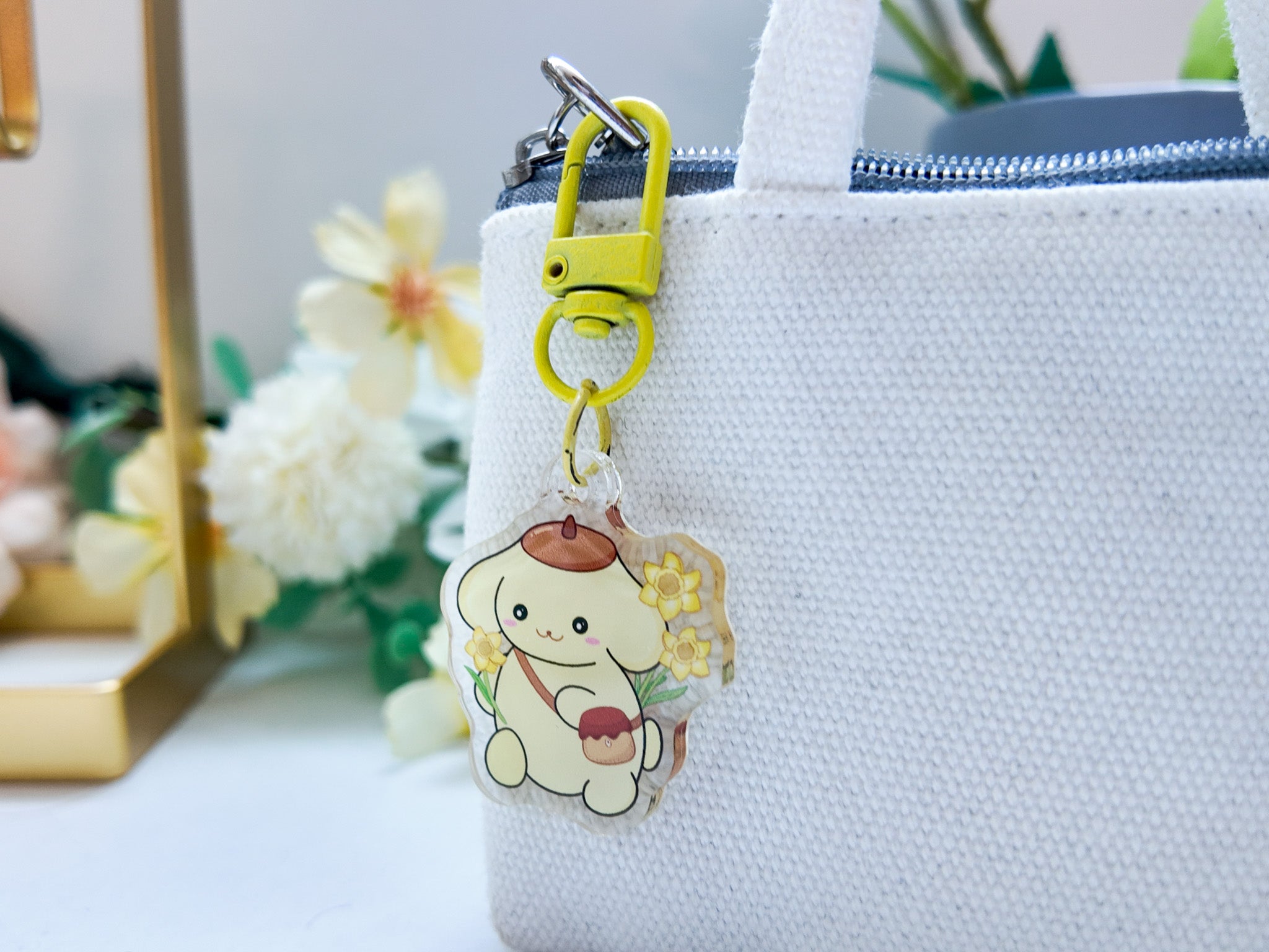 Pompompurin Daffodil Key Charm