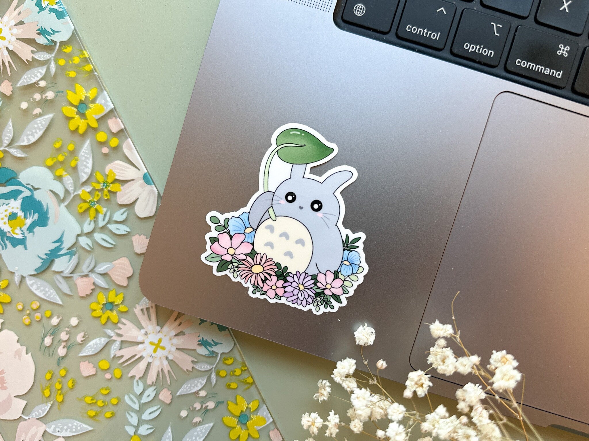 My Neighbour Waterproof Sticker | Cute Flower Anime Animal Floral Nature Outdoor Vinyl Sticker Kawaii Japan Anime Toroto Sticker
